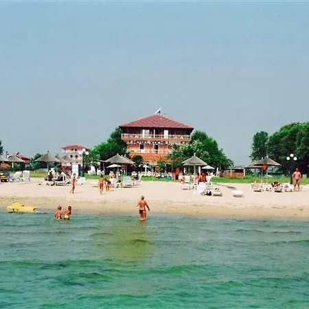 And Bungalows Kochili